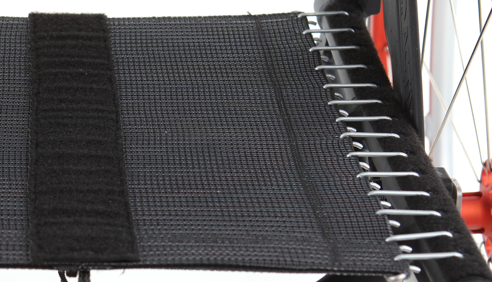 Sitzbespannung: Body contour