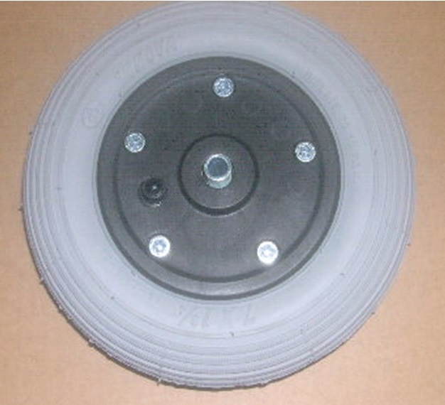 7x1.3/4" Lenkrad "luftbereift"